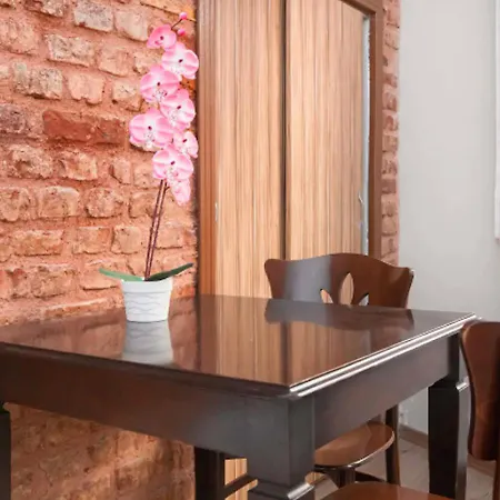 Apart Otel Balat 2*