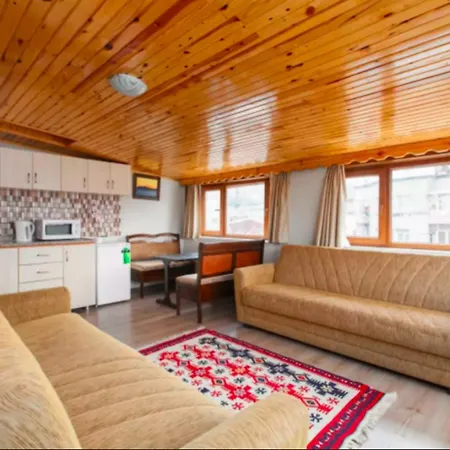 Apart Otel Balat 2*