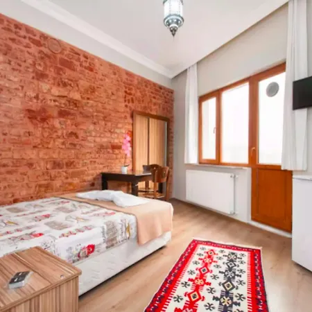 Апарт-отель Balat 2*